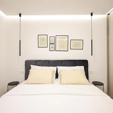 Olive Apartment *