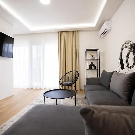 Olive Apartment *